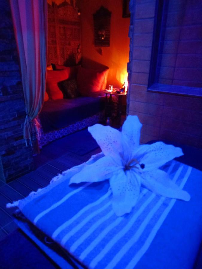 Love Room, Les Nuitees Secretes De Rouen Darnétal Exterior foto